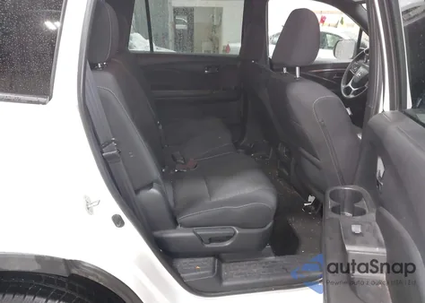 2020 Honda Passport Awd Sport z USA, uszkodzony, nr VIN 5FNYF8H2XLB010899